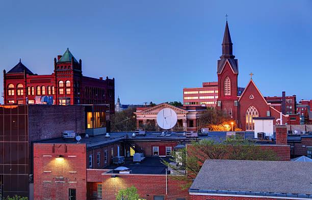 istock Nashua, New Hampshire Skyline 180713678