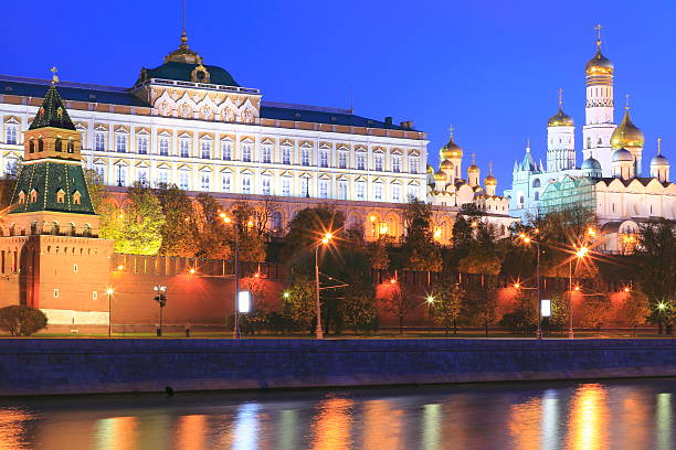 istock Illuminated Kremlin at blue sunset - Moscow, Russia 180714523