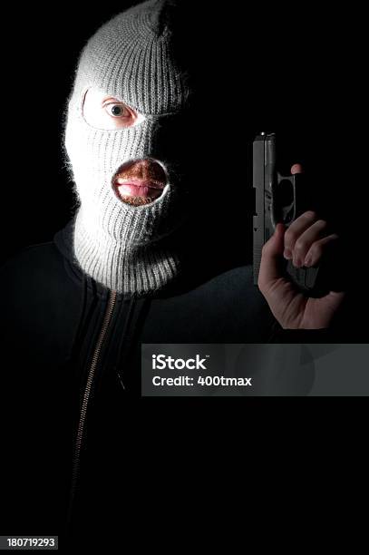 Foto de Ameaçador Conceito De Crime e mais fotos de stock de Adulto - Adulto, Ameaças, Arma de Fogo