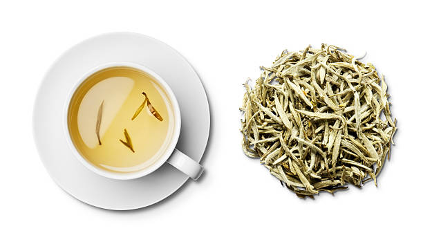 컵 및 찻잔 받침 jasmine 차 및 휴가 오버헤드 - jasmine tea leaf dry green tea 뉴스 사진 이미지