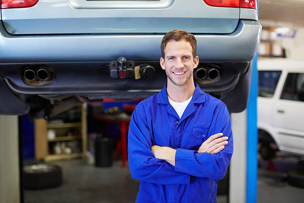 istock Put your car in good hands 180721264