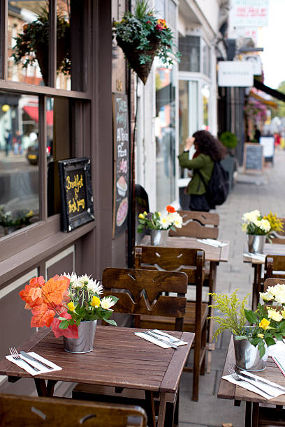 istock Lovely flowers at sidewalk cafe 180721286
