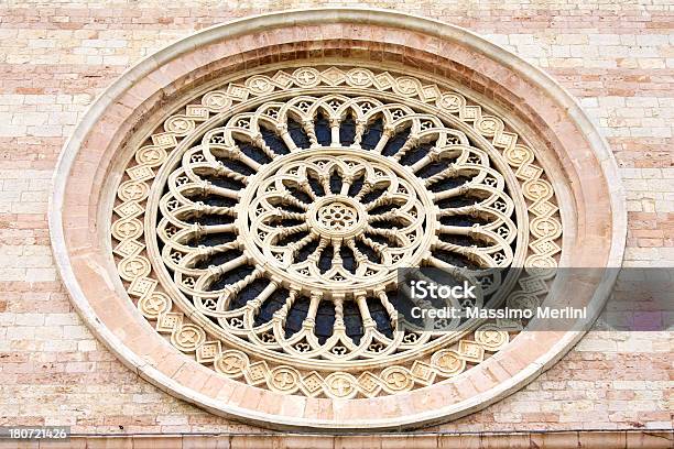 Rosone - Fotografie stock e altre immagini di Architettura - Architettura, Assisi, Basilica