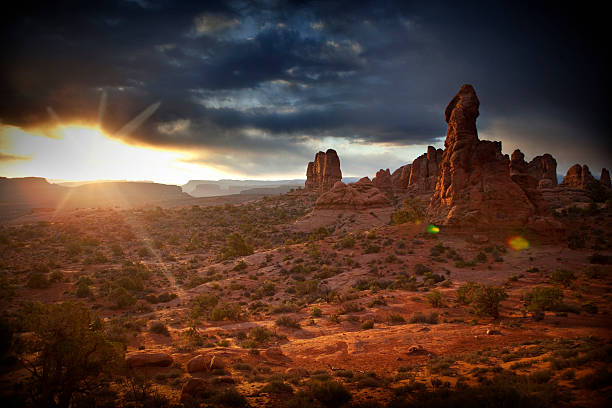 istock Arches National Park at sunrise 180721688
