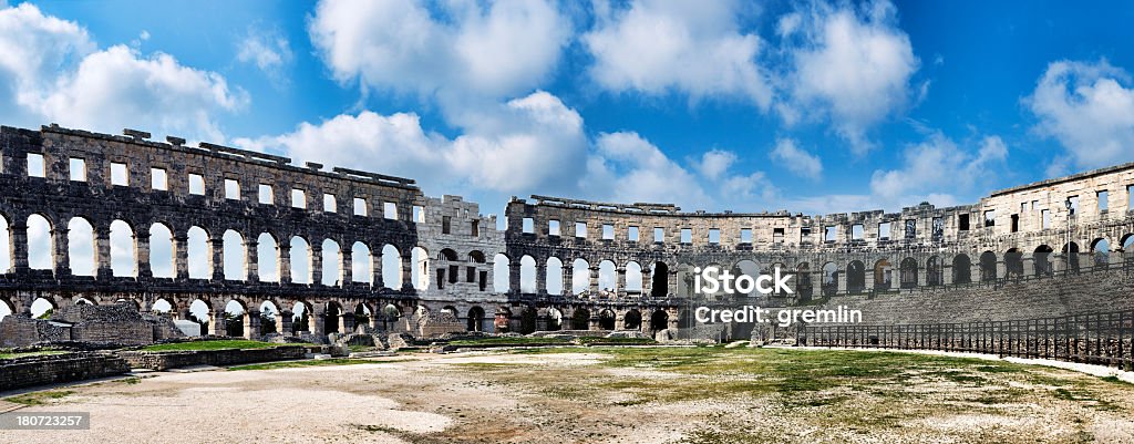 Anfiteatro romano en Pula, Croacia - Foto de stock de Anfiteatro libre de derechos