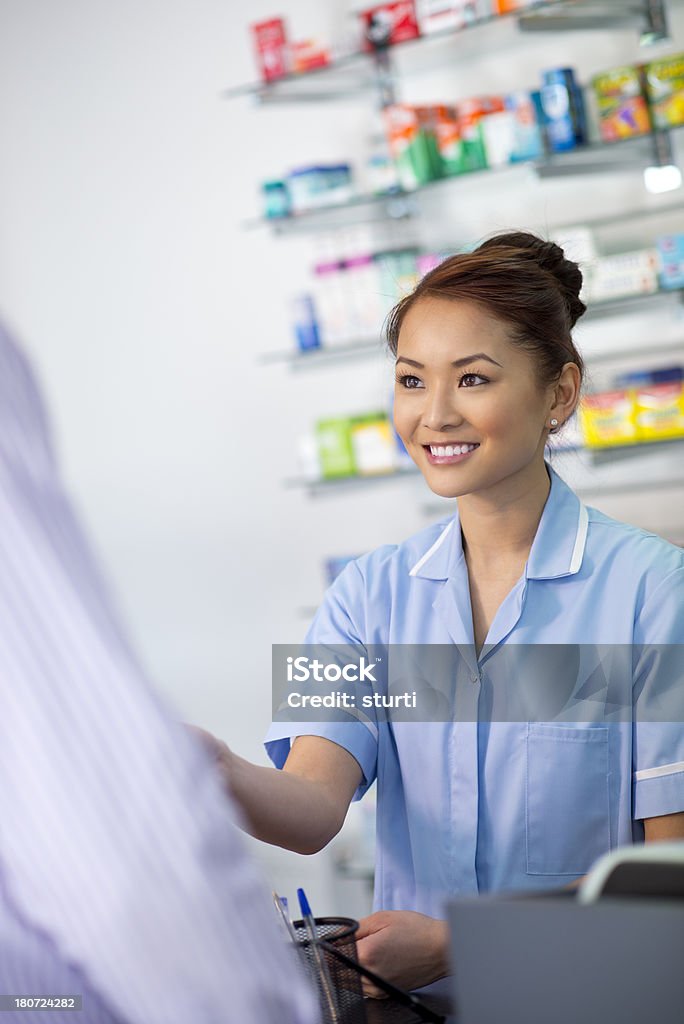 Farmacista - Foto stock royalty-free di Adulto