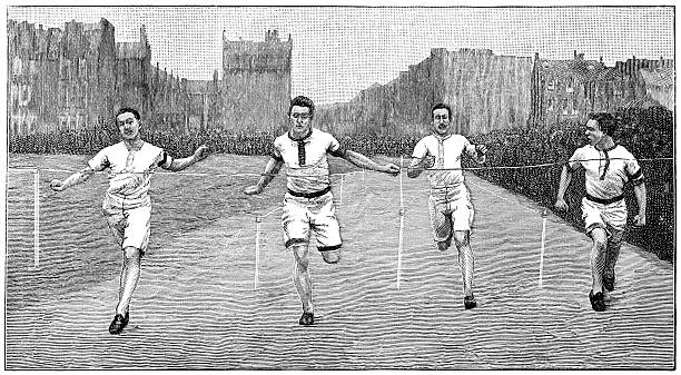 berlari ke garis finish - lari 100 meter foto ilustrasi stok