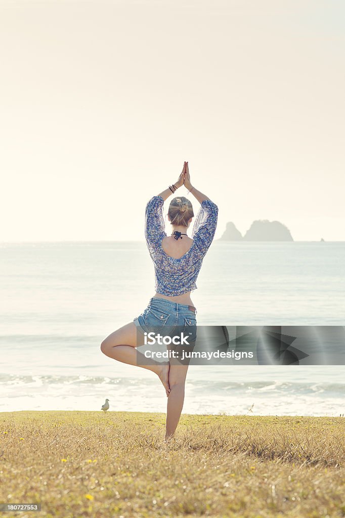 Séances de Yoga matinales - Photo de Adulte libre de droits