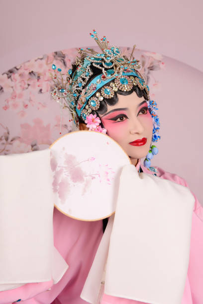 istock A  Chinese woman performing Beijing Opera on stage 1807299092