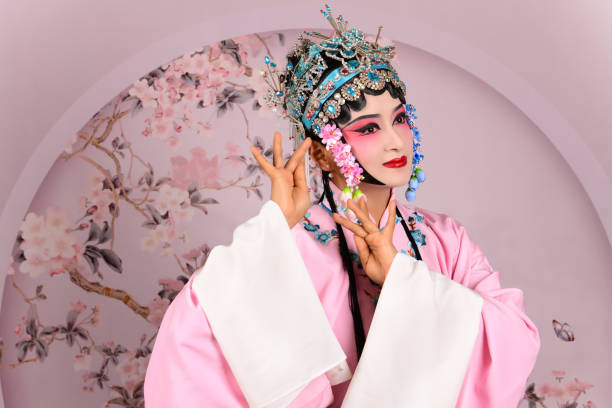 istock A  Chinese woman performing Beijing Opera on stage 1807299094