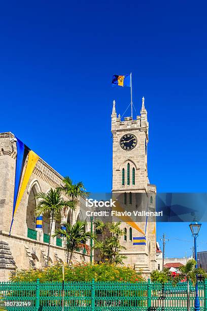 Edificios Del Parlamento Un Hotel De Bridgetown Barbados Foto de stock y más banco de imágenes de Barbados