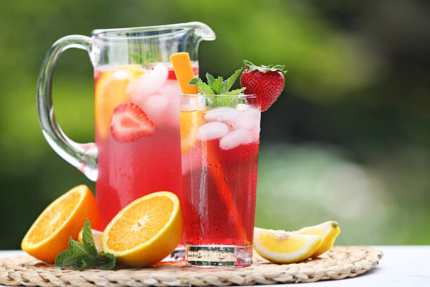 cold refreshments cold refreshments lemonade stock pictures, royalty-free photos & images