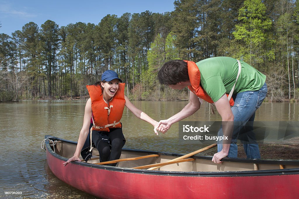 Casal feliz Canoa - Royalty-free Colete Salva-Vidas Foto de stock