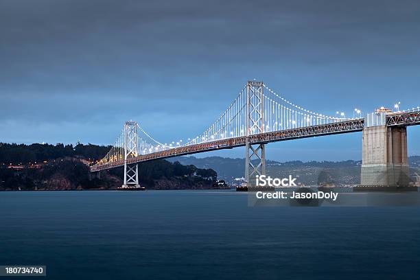 San Francisco Bay Bridge Stockfoto und mehr Bilder von 2000 - 2000, 2013, Abenddämmerung