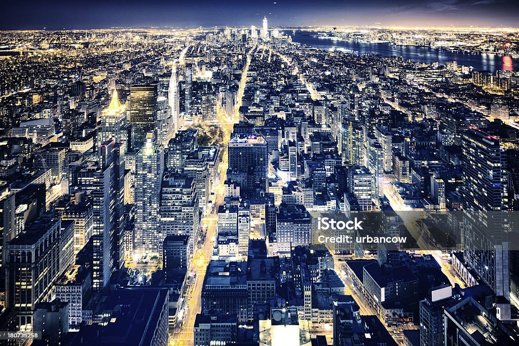 skyline de Nova York à noite - Foto de stock de Acima royalty-free