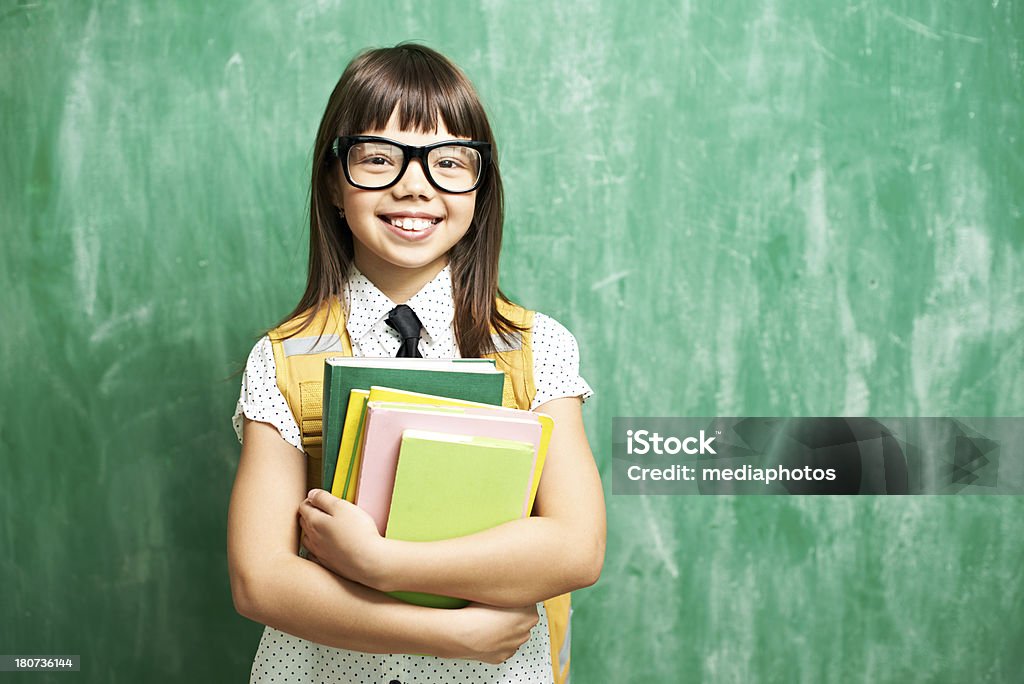 Bambino di scuola elementare - Foto stock royalty-free di 6-7 anni