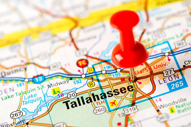 istock US capital cities on map series: Tallahassee, FL 180737756