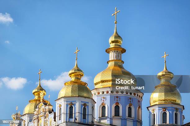 Catedral De St Michaels - Fotografias de stock e mais imagens de Antigo - Antigo, Ao Ar Livre, Arquitetura