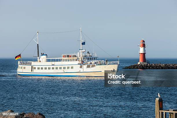 Leuchtturm Von Warnemünde Stockfoto und mehr Bilder von Warnemünde - Warnemünde, Architektur, Außenaufnahme von Gebäuden