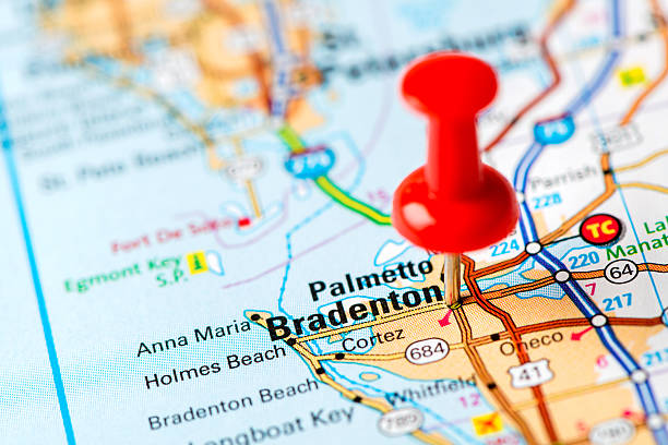 istock US capital cities on map series: Bradenton, Florida 180741232