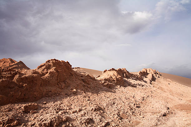 istock Vale de la Luna - Atacama Desert, Chile 180743089