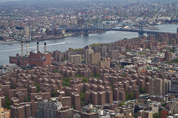 istock New York City river and buildings 180743399