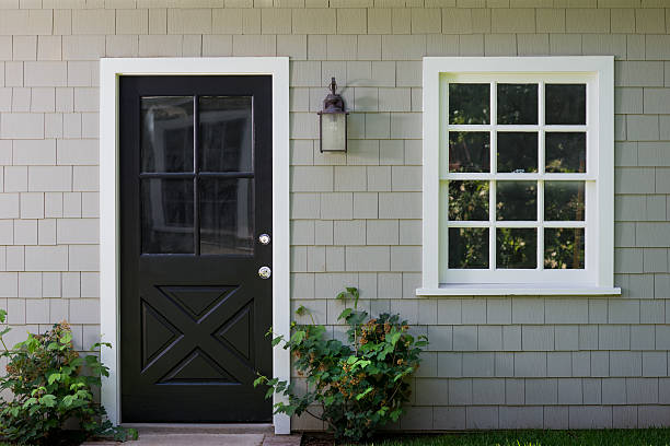 las habitaciones house - front door doorknob door wood fotografías e imágenes de stock