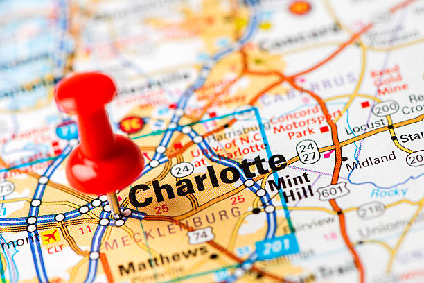 nós capitais internacionais no mapa série: charlotte, carolina do norte - capital cities imagens e fotografias de stock