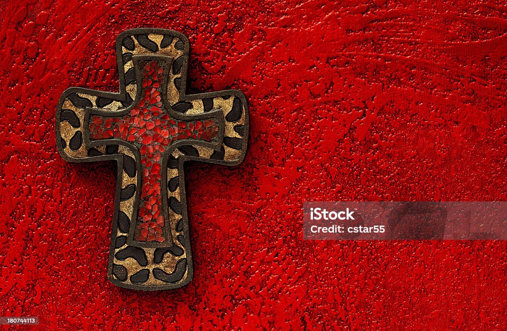 Крест на окрашенный фон с леопардовым принтом - Стоковые фото Акриловая живопись роялти-фри