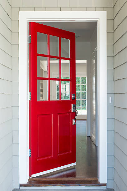 красные двери - front door door red red door стоковые фото и изображения