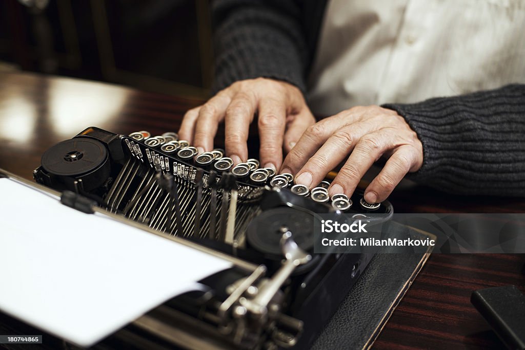 Máquina de escribir - Foto de stock de Actividad libre de derechos