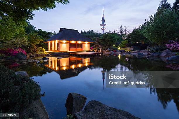 Hamburg Ogród Japoński - zdjęcia stockowe i więcej obrazów Bez ludzi - Bez ludzi, Drzewo, Duchowość