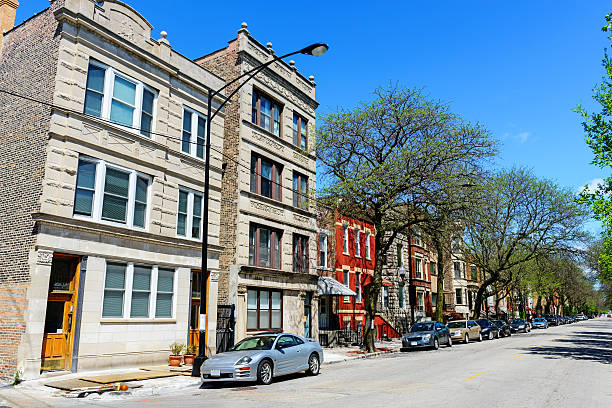 domy w little italy, w chicago - townhouse apartment midwest usa house zdjęcia i obrazy z banku zdjęć