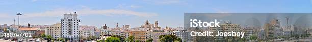 Panorama Del Horizonte De Cádiz Foto de stock y más banco de imágenes de Arquitectura exterior - Arquitectura exterior, España, Aire libre