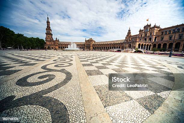 Plaza De Espana A Siviglia Al Piano Tipico Stile - Fotografie stock e altre immagini di Andalusia - Andalusia, Architettura, Arco - Architettura