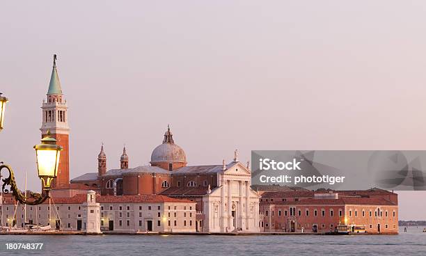 San Giorgio Maggiore - zdjęcia stockowe i więcej obrazów Bez ludzi - Bez ludzi, Czerwony, Europa - Lokalizacja geograficzna