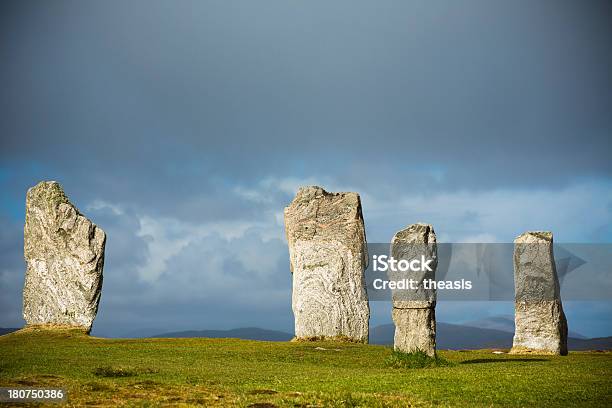 Callanish Pietre Erette Isola Di Lewis - Fotografie stock e altre immagini di Ambientazione esterna - Ambientazione esterna, Antica civiltà, Antico - Condizione