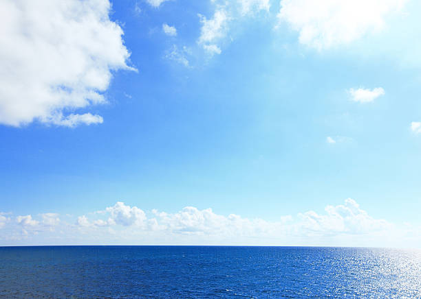 istock Blue sea and beautiful sky 180750748