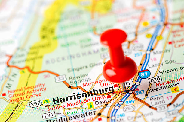 us-hauptstadt auf karte serie: hotel in harrisonburg, va - capital cities fotos stock-fotos und bilder