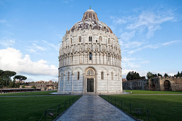 battistero di san giovanni - pisa tuscany italy baptistery zdjęcia i obrazy z banku zdjęć