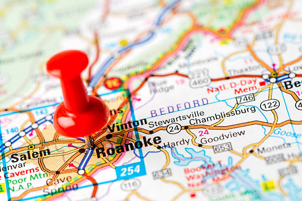 istock US capital cities on map series: Roanoke, VA 180752868