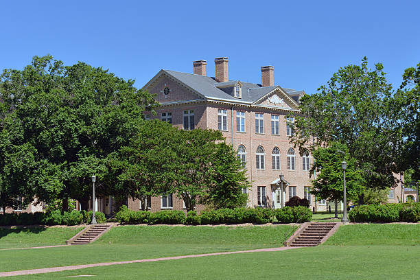 istock College of Williams & Mary 180754754