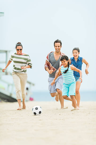 istock Family at The Beach 180757306