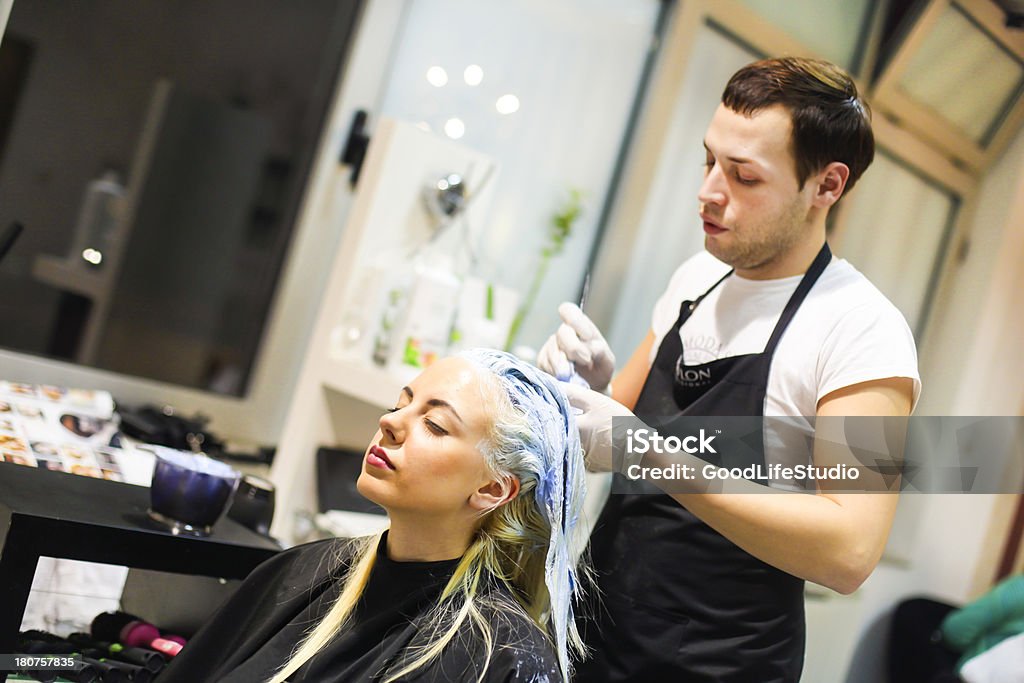 Leczenia włosów - Zbiór zdjęć royalty-free (Salon fryzjerski)