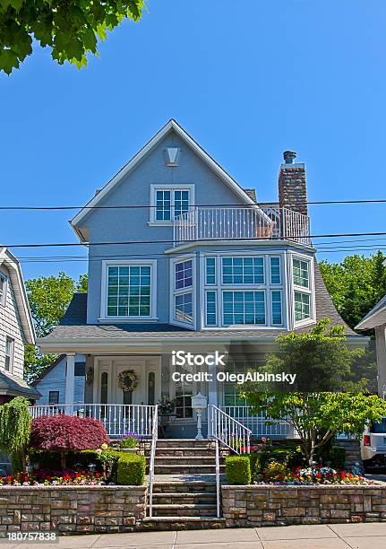 Luxury Brooklyn House New York Blue Sky Stock Photo - Download Image Now - Architecture, Blue, Brooklyn - New York
