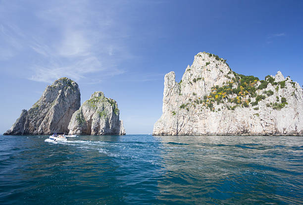 istock Faraglioni in Capri, Italy 180758557