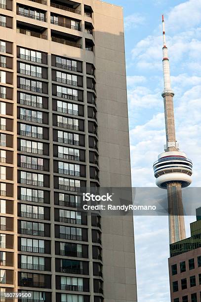 Toronto Skyline - Fotografias de stock e mais imagens de Ao Ar Livre - Ao Ar Livre, Apartamento, Arranha-céu