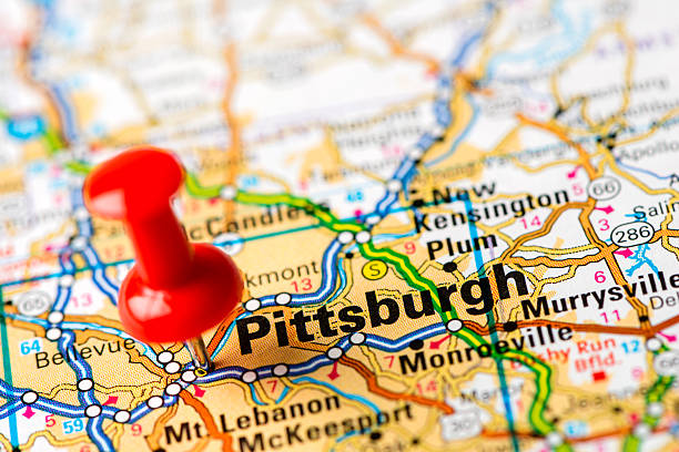 istock US capital cities on map series: Pittsburgh, PA 180760000