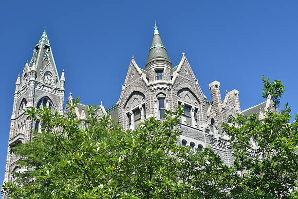 istock Old City Hall in Richmond 180761199