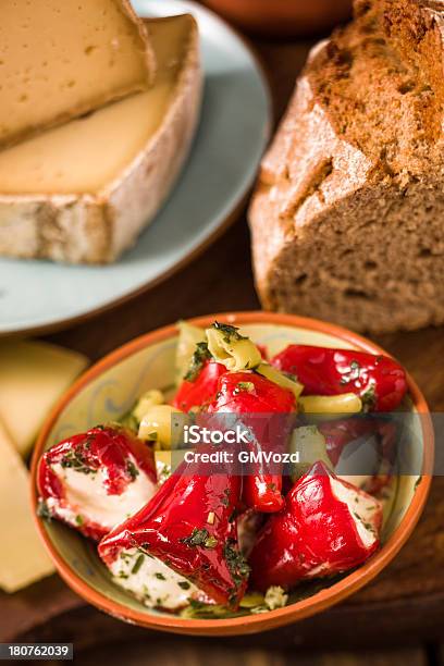 Antipasto Misto - Fotografie stock e altre immagini di Peperone ripieno - Peperone ripieno, Formaggio spalmabile, Antipasto